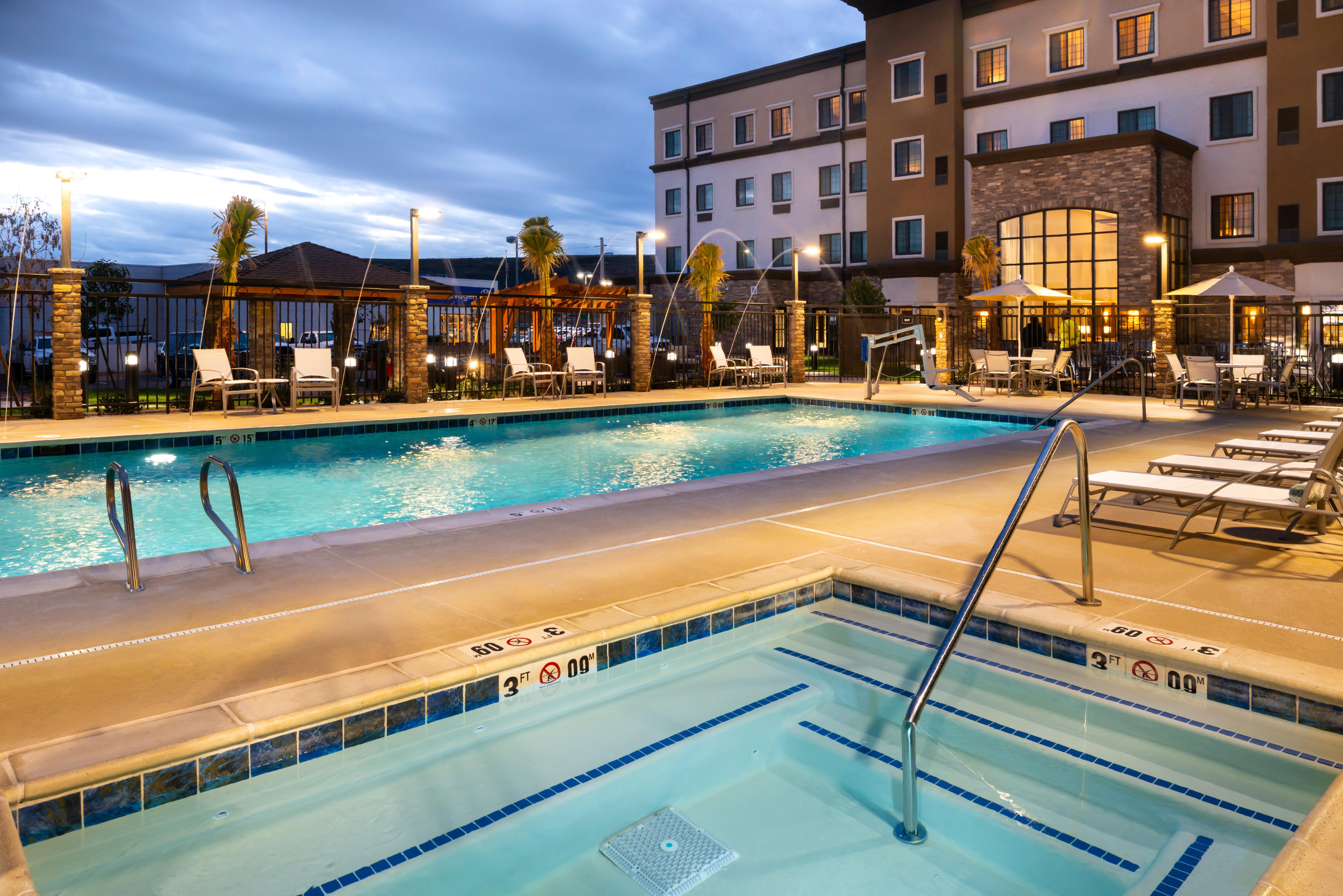 Staybridge Suites - St George By Ihg St. George Esterno foto